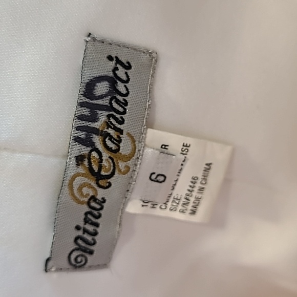 Vintage Nina Canacci Wedding Dress Size 6 Style Elegant Beaded 90s Gown - Picture 12 of 13